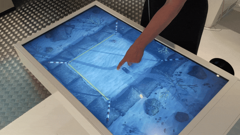 MoMuLabAnimation Animated gif showing how the touchscreen controls work in the MoMuLab project.